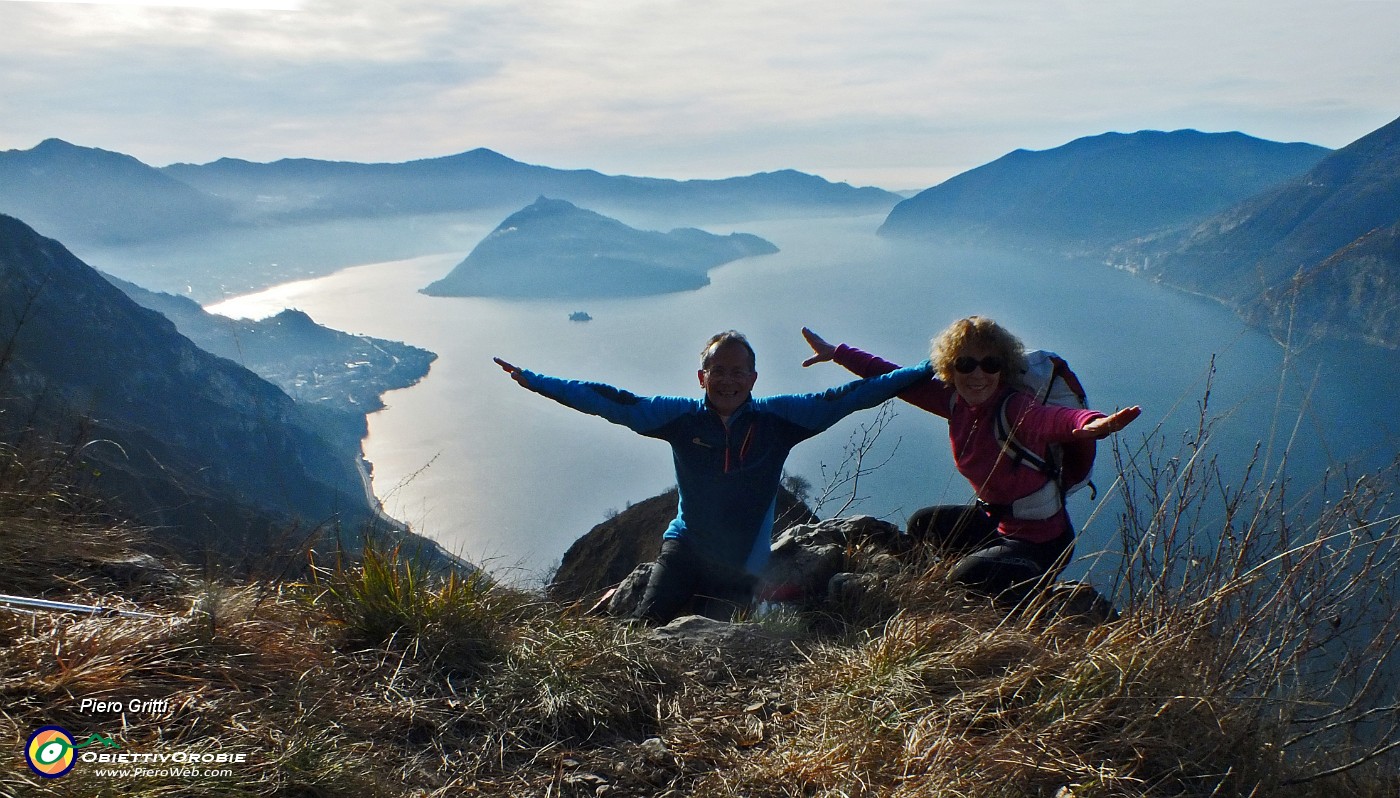 In ripida salita da Vello (200 m) alla Corna Trentapassi (1280 m) con vista sul Lago d'Iseo